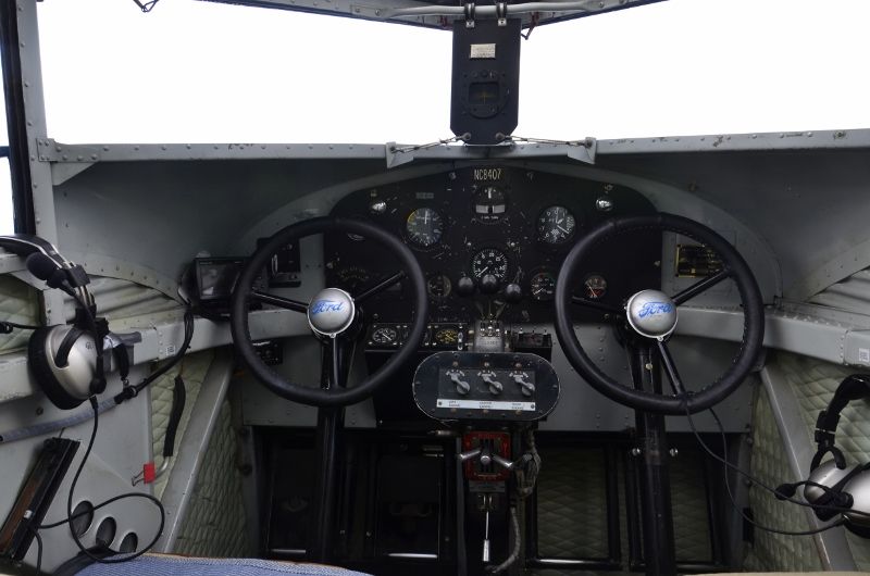 Ford Tri-Motor (NC8407) - 1929 Ford Tri-Motor
