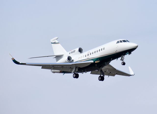 Dassault Falcon 900 (N780SP)