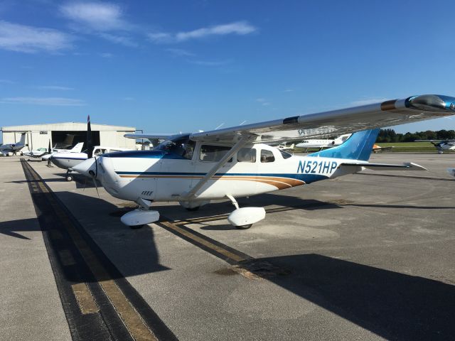 Cessna T206 Turbo Stationair (N521HP)