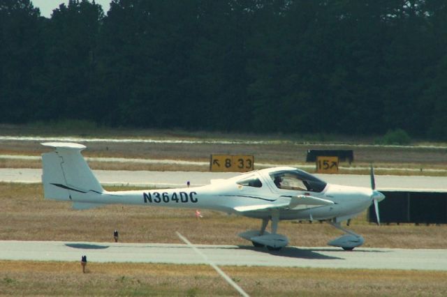 Diamond DA-20 (N364DC)