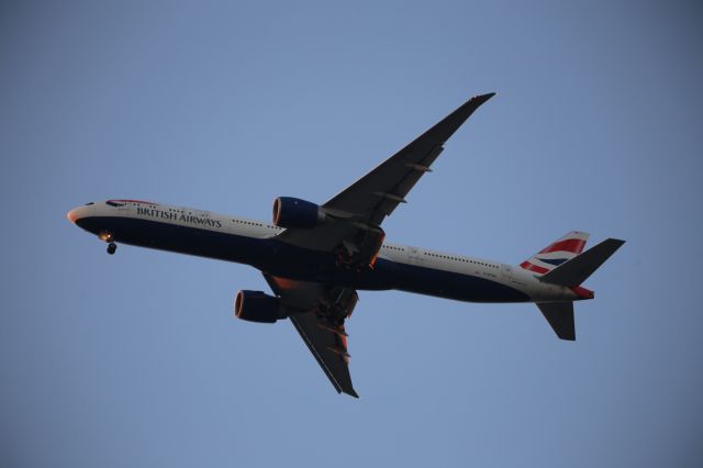 BOEING 777-300ER (G-STBD)