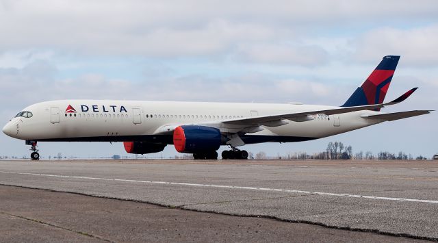 Airbus A350-900 (N501DN) - ship nunber 3501 sitting in storage at byh. Soon to be taped up