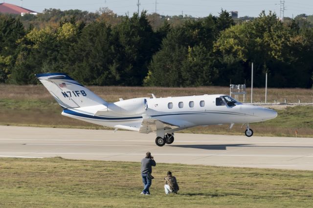 Cessna Citation M2 (N71FB)