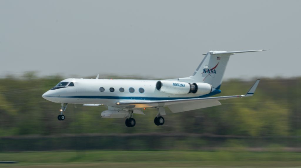 Gulfstream Aerospace Gulfstream 3 (N992NA) - NASA2 conducts an approach with the JPL UAVSAR pod attached for airborne science missions on 3/23/2021