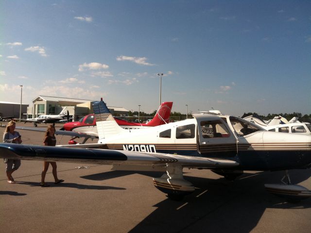 Piper Cherokee (N2091D) - Panama City!