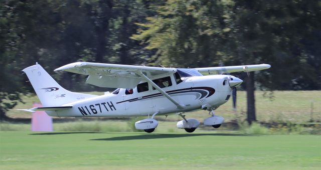 Cessna 206 Stationair (N167TH) - Landing at Triple Tree 2018