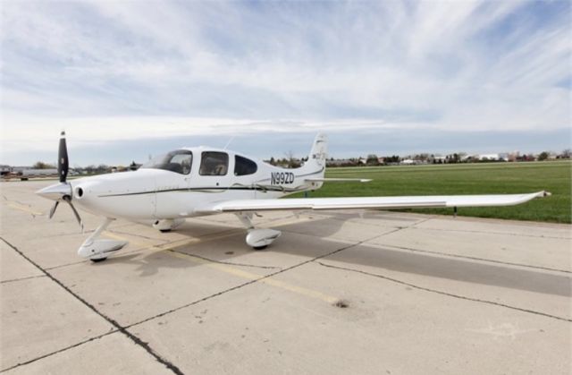 Cirrus SR-22 (N99ZD)