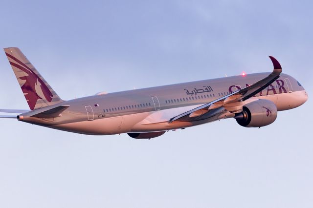 Airbus A350-900 (A7-ALP)