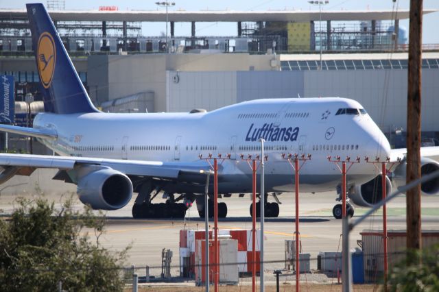 BOEING 747-8 (D-ABYP)