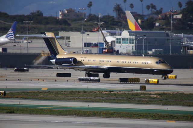 McDonnell Douglas MD-87 (VP-CNI)