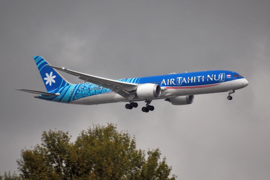 Boeing 787-9 Dreamliner (F-ONUI) - 11-02-22