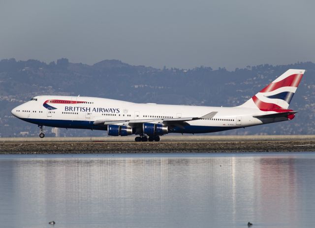 Boeing 747-200 (G-CIVX)