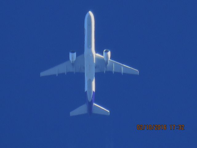Boeing 757-200 (N977FD)