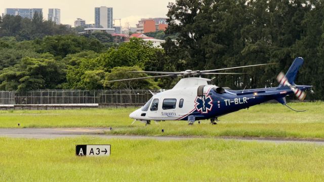 SABCA A-109 (TI-BLR) - Vuelo Ambulancia