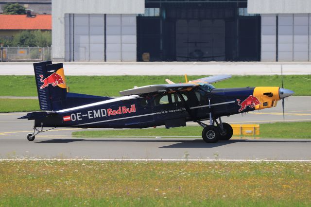 Pilatus PC-6B Turbo-Porter (OE-EMD)