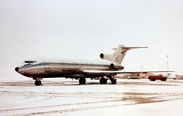 Boeing 727-100 (CPZ1070) - After the Snow Storm La Paz, Bolivia circa 1980