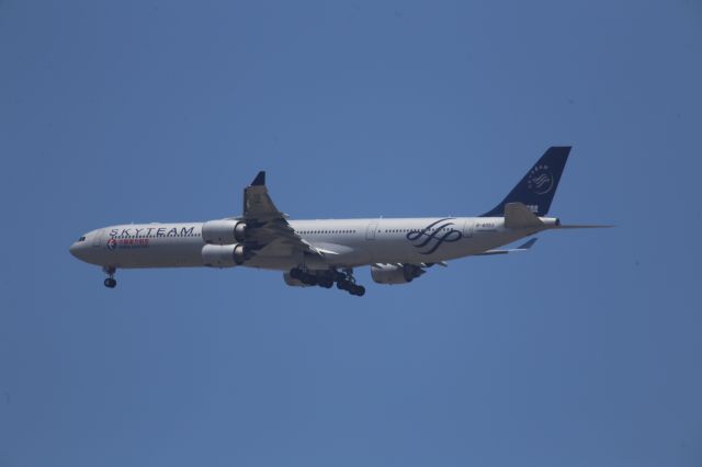 Airbus A340-600 (B-6053)