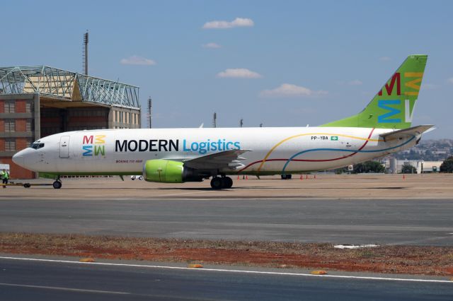 Boeing 737-700 (PP-YBA)