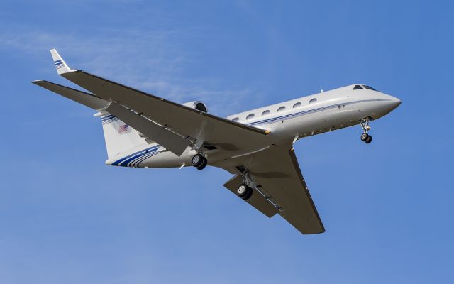 Gulfstream Aerospace Gulfstream IV (N306TT) - Runway 02L arrival @KDPA.