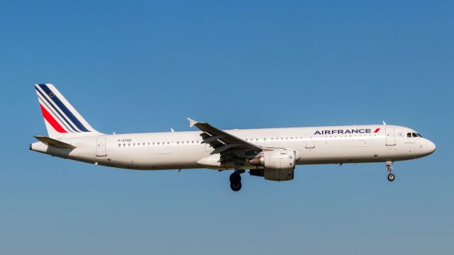 Airbus A321 (F-GTAD)