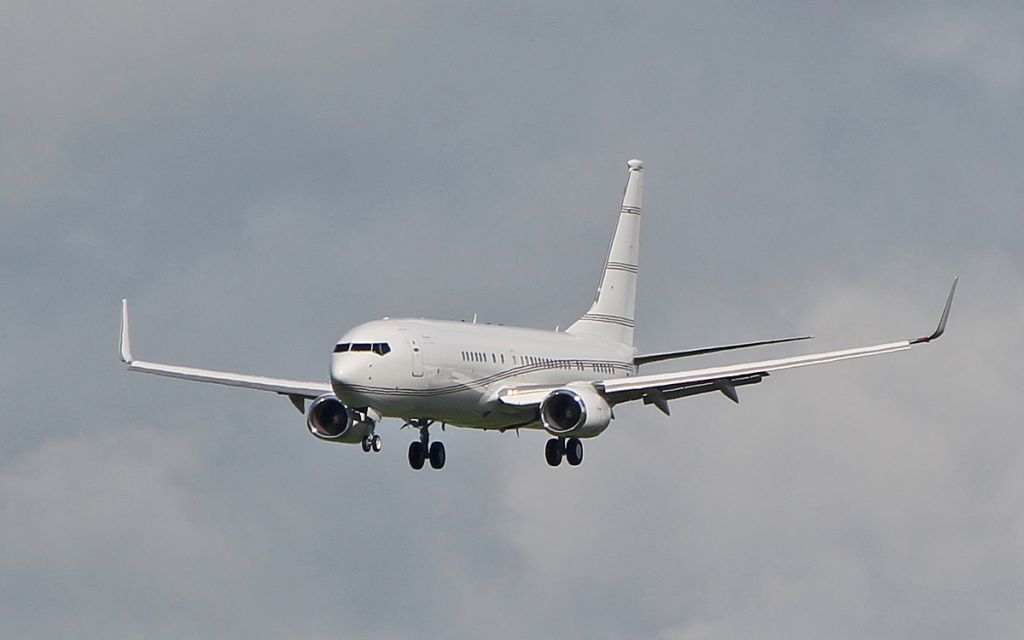 Boeing 737-800 (VP-COH) - privatair saudi arabia b737-8dr bbj2 vp-coh landing at shannon 18/9/18.