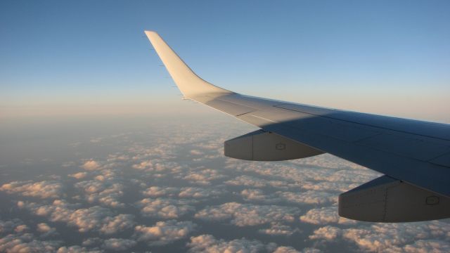 Embraer ERJ-190 (C-FNAP) - Flying to Toronto from Deer Lake. Beautiful sunrise just after reaching cruise.