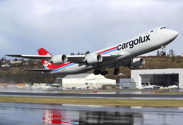 BOEING 747-8 (BOE503) - Seen departing soaked KBFI is this 747-8R7F for Cargolux.