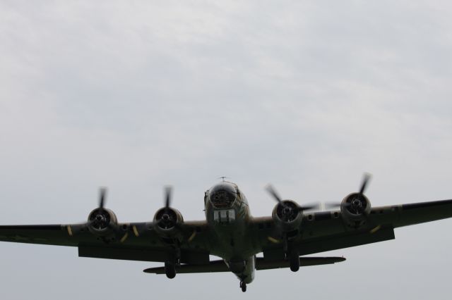 Boeing B-17 Flying Fortress (23-1909) - Collings Foundation’s Boeing B-17 Flying Fortress landing at the Dayton Wright Brothers Airport (KMGY) during the 2017 Wings of Freedom Tour 