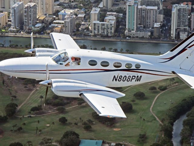 Cessna 421 (N808PM)