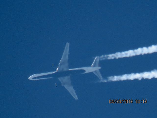 Boeing 757-200 (N547US)