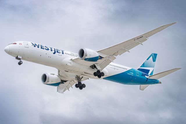 Boeing 787-9 Dreamliner (C-GURP) - WJA19 returns from London Heathrow on 27APR25.