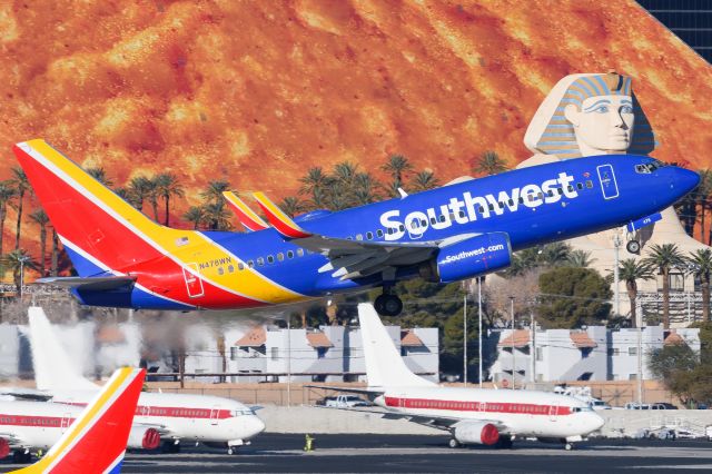 Boeing 737-700 (N478WN) - 2160px