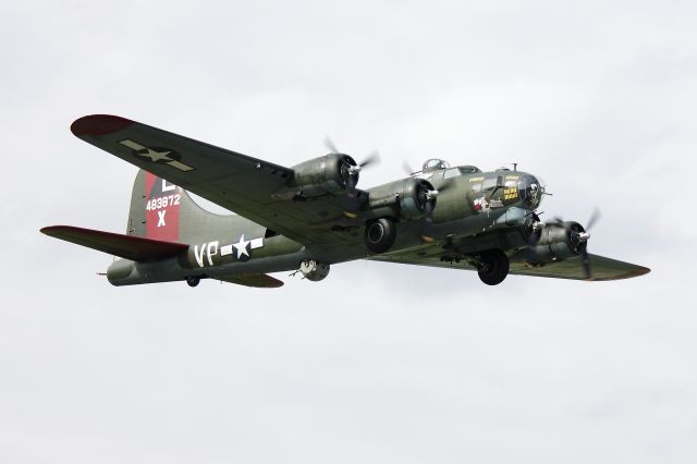 Boeing B-17 Flying Fortress (N7227C) - Boeing B-17 Flying Fortress