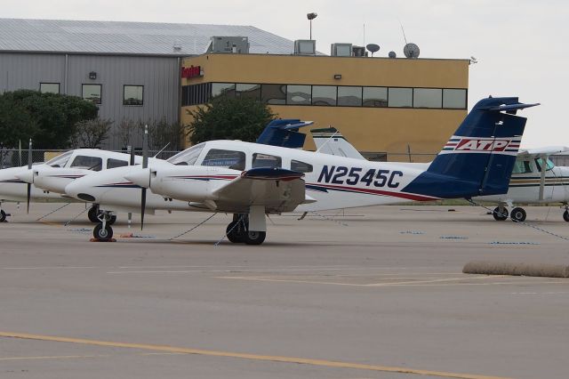Piper PA-44 Seminole (N2545C)