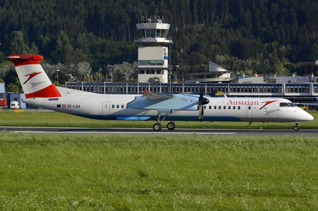 de Havilland Dash 8-400 (OE-LGA)