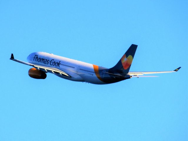 Airbus A330-200 (G-TCXB)