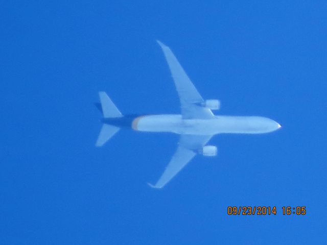 BOEING 767-300 (N314UP) - United Postal Service flight 2872 from Louisville to Albuquerque over Baxter Springs Kansas (78KS) at 36,000 feet.