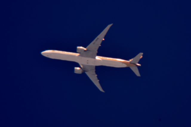 BOEING 777-300 (9V-SWM) - Singapore Airlines 62 Domodedovo Intl to Houston Bush Intctl over Cleveland 36,000 ft.08.20.15.