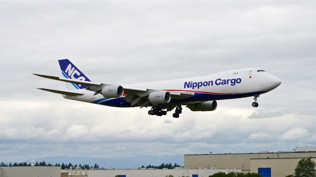 BOEING 747-8 (JA17KZ) - BOE527 on final to Rwy 16R to complete a flight test on 6/10/14. (LN:1487 / cn 37393). The aircraft is using temporary registration #N815BA.