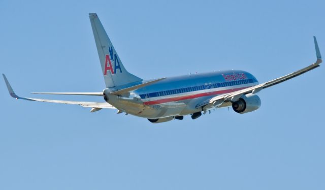 Boeing 737-700 (N913AN) - Boeing muscle flexing on FlightAware.Com !