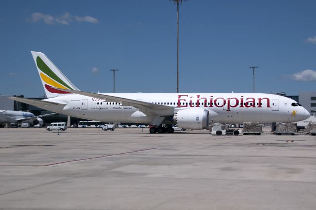 Boeing 787-8 (ET-ATH)