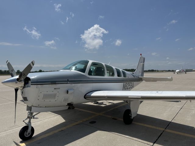 Beechcraft Bonanza (36) Turbo (N8259A)