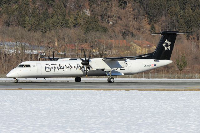 de Havilland Dash 8-400 (OE-LGP)