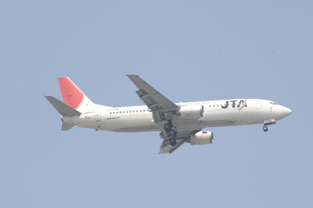 BOEING 737-400 (BON8939) - Final Approach to Haneda Intl Airport R/W16L on 2007/8/5