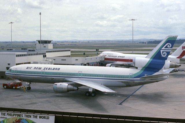 McDonnell Douglas DC-10 (ZK-NZQ) - Melbourne Tullamarine, November 14, 1981