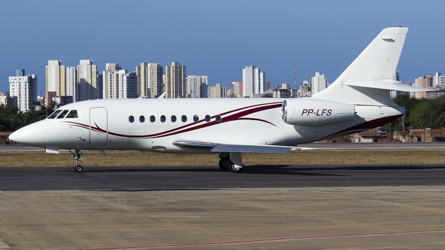 Dassault Falcon 2000 (PP-LFS)