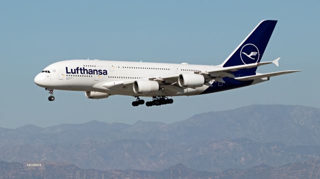 Airbus A380-800 (D-AIMB) - Approach to LAX