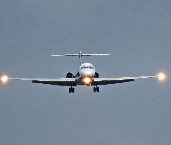 McDonnell Douglas MD-83 (N419NV)