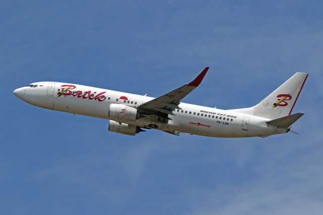 Boeing 737-800 (PK-LDK)