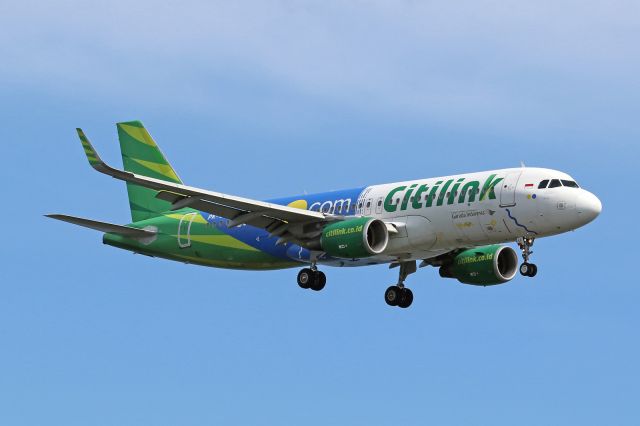 Airbus A320 (PK-GLZ) - "Tiket.com" livery